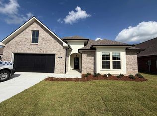 272 Kings Wood Ave, Thibodaux, LA 70301