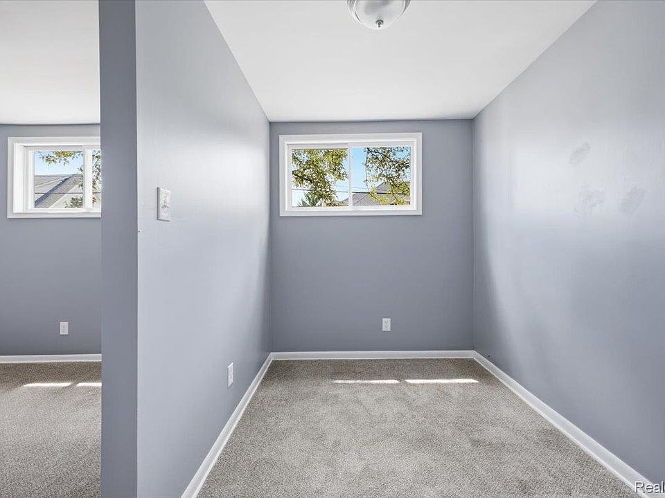 2601 Belmont St, photo 19
