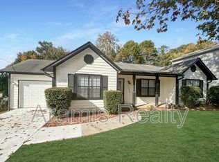 1298 Winslow Dr, Jonesboro, GA