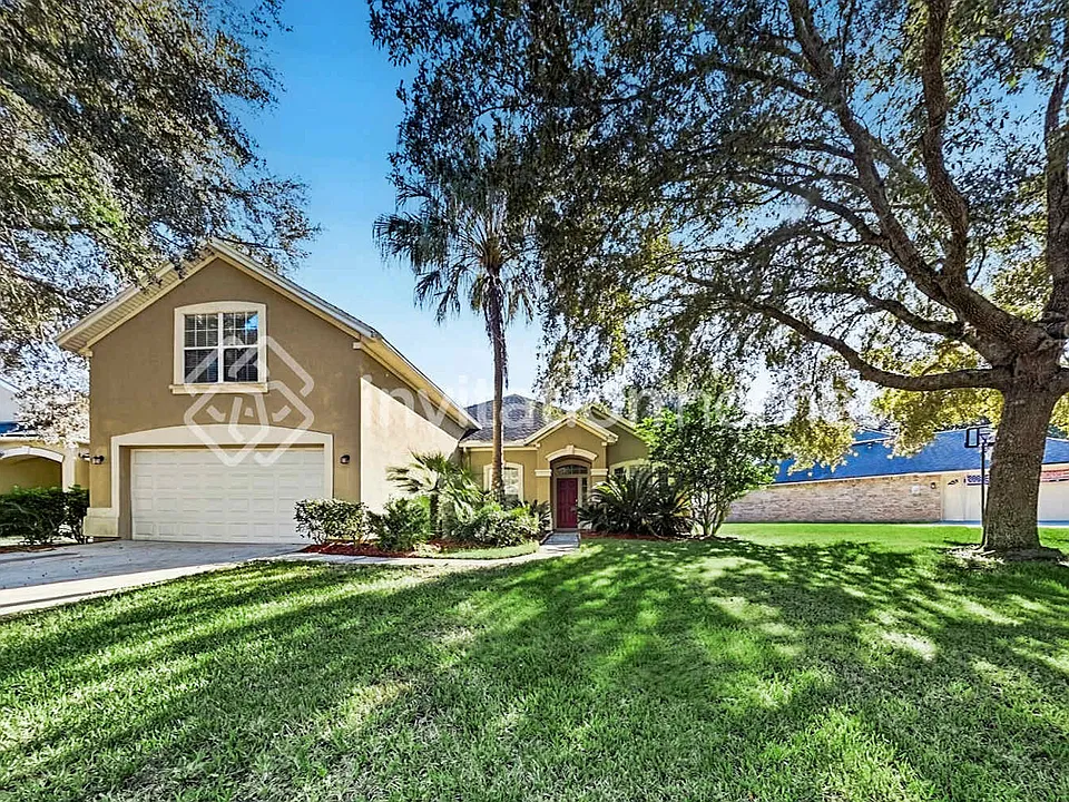 3155 Wandering Oaks Dr
