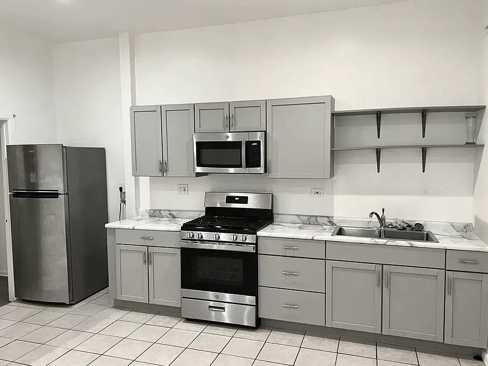 3540 W North Ave #1M