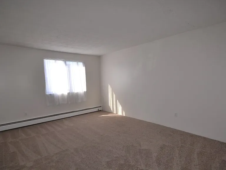 545 Calef Rd #1 — Photo 5