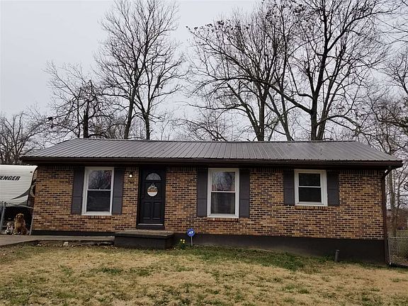 3rd image of 500 Stanford Dr
