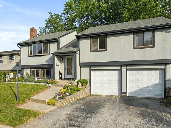 2nd image of 3993 Hendron Ct