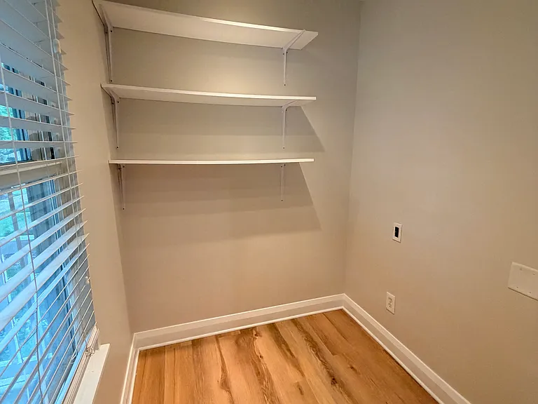 9327 Polaris Green Dr — Photo 5