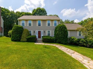 252 Sycamore Dr, Holden, MA 01520