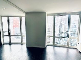 235 E 44th St APT 18B, New York, NY 10017