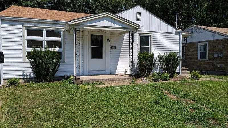 139 Carroll St photo 1