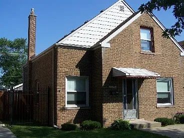11141 S Avenue D photo 1