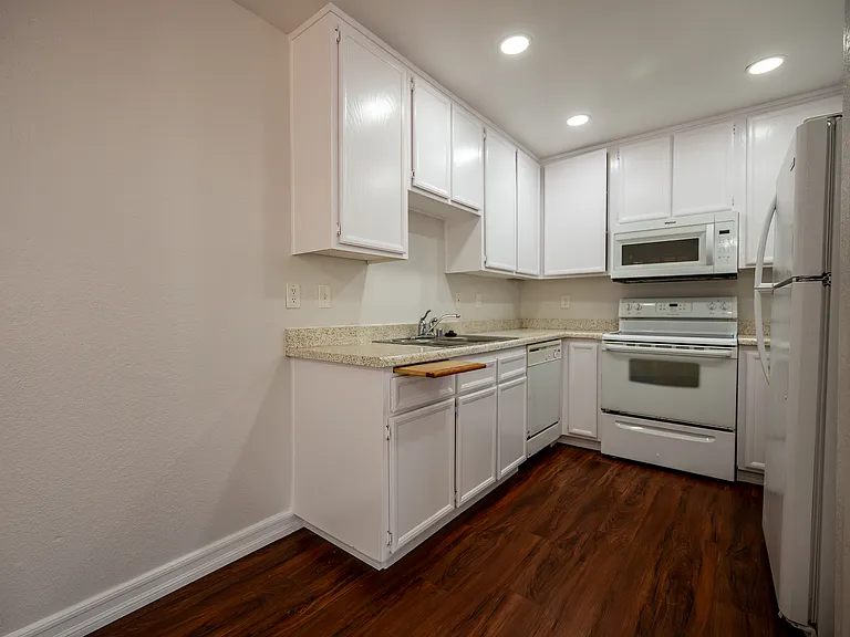265 Ash Ave #A — Photo 26