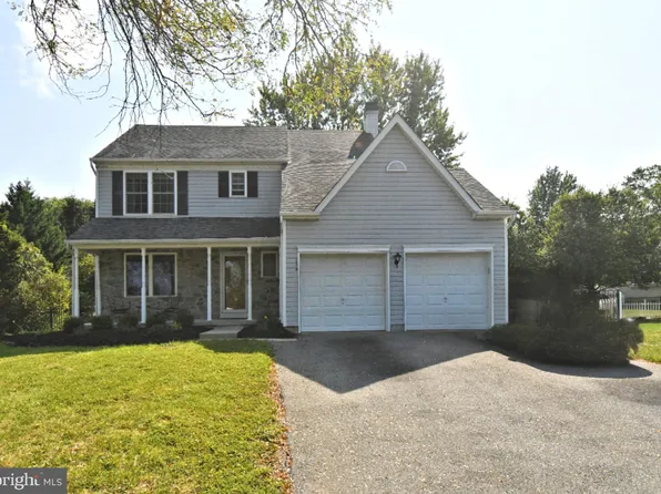 1313 Post Oak Ct, Chalfont, PA 18914