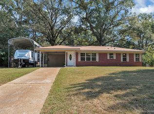 641 Irving Bluff Rd, Shreveport, LA 71107