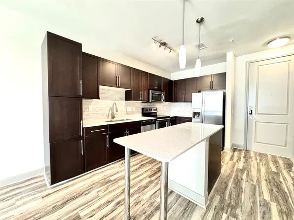 3788 Richmond Ave, Houston, TX