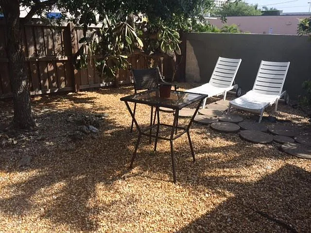 1 bed, 1.0 bath, 2458 sqft, $1,495 — Photo 4