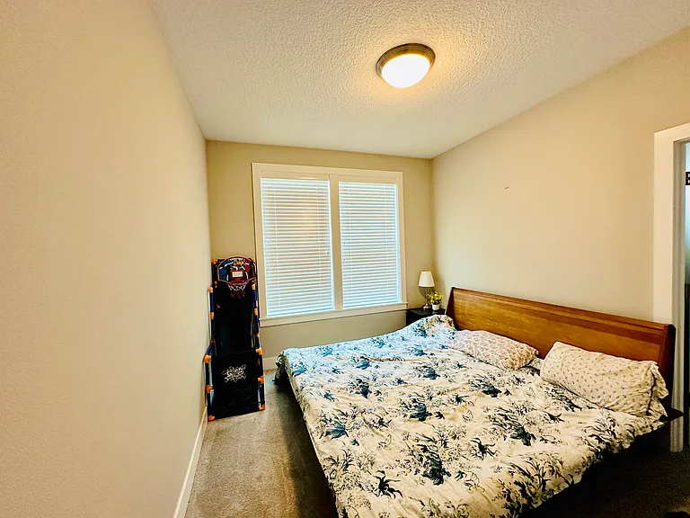 7815 NW 166th Ave — Photo 63