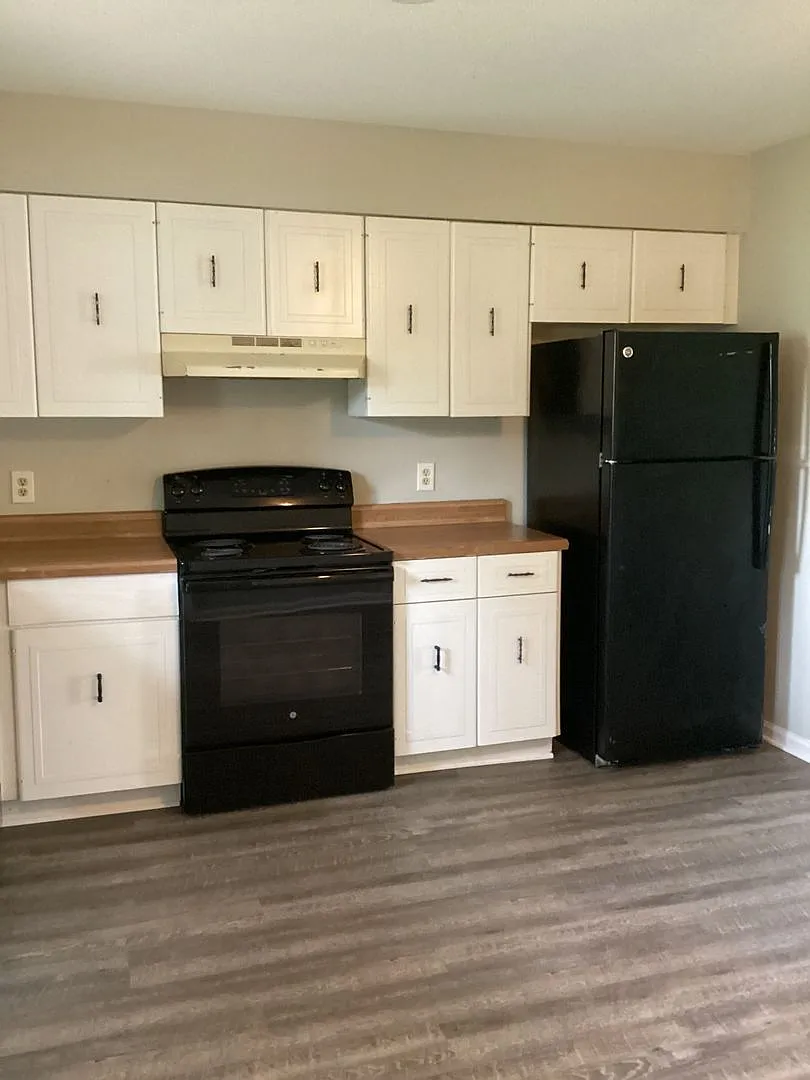 2 Bedroom Rossville Duplex — Photo 4