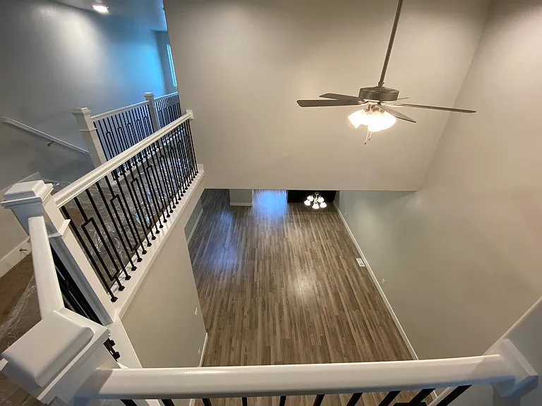 407 N 360 W — Photo 11