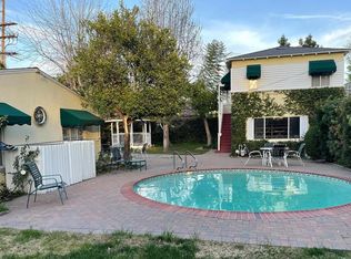 13322 Magnolia Blvd, Sherman Oaks, CA 91423