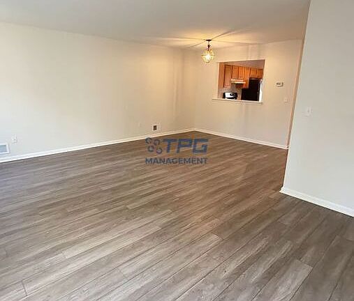 3rd image of 109 Sandpiper Ln