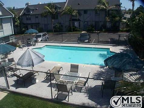 4th image of 635 13th St Unit 33