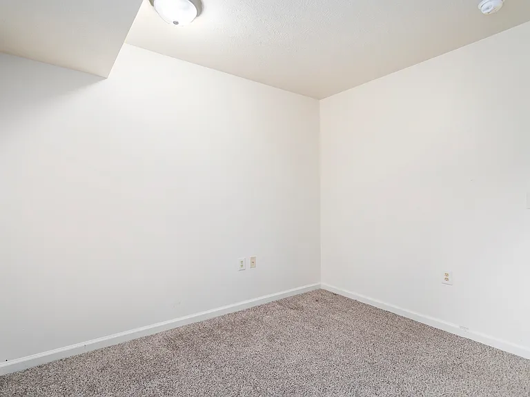 60 Springview Dr #306 — Photo 7