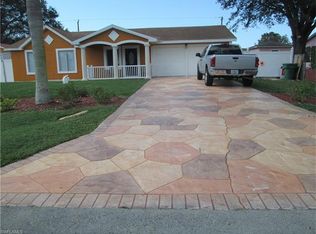 2817 49th Ln SW, Naples, FL 34116