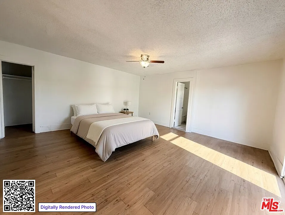 1238 W Adams Blvd — Photo 2