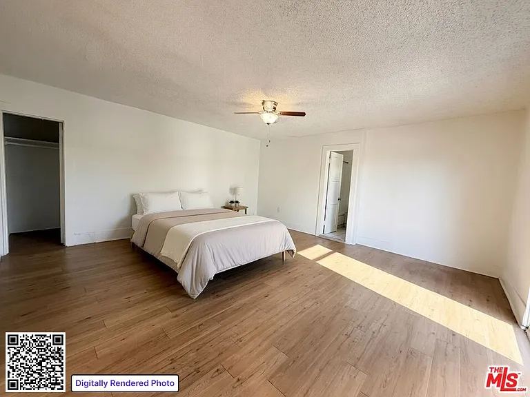 1238 W Adams Blvd #5 — Photo 2