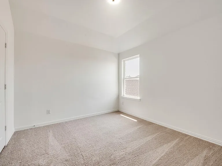 1820 Purtis Creek Dr — Photo 24
