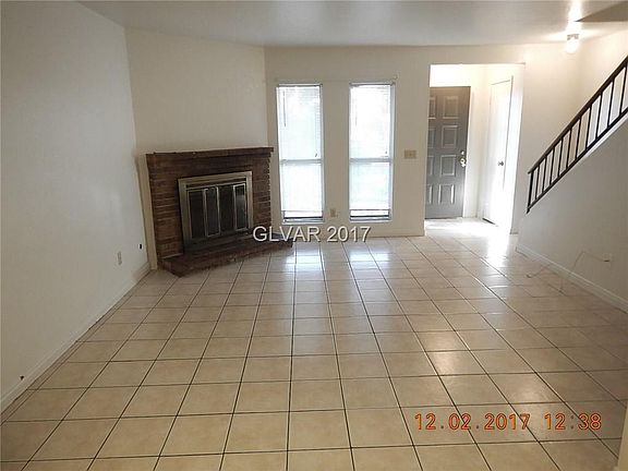 3rd image of 580 Sellers Pl #0