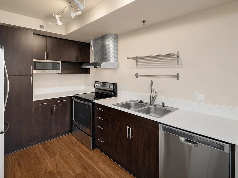 Elements Apartments — Photo 12