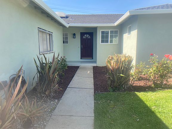 2nd image of 4720 Castlewood Dr