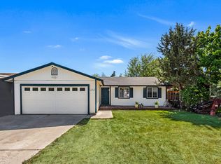 1212 SW 28th St, Redmond, OR 97756