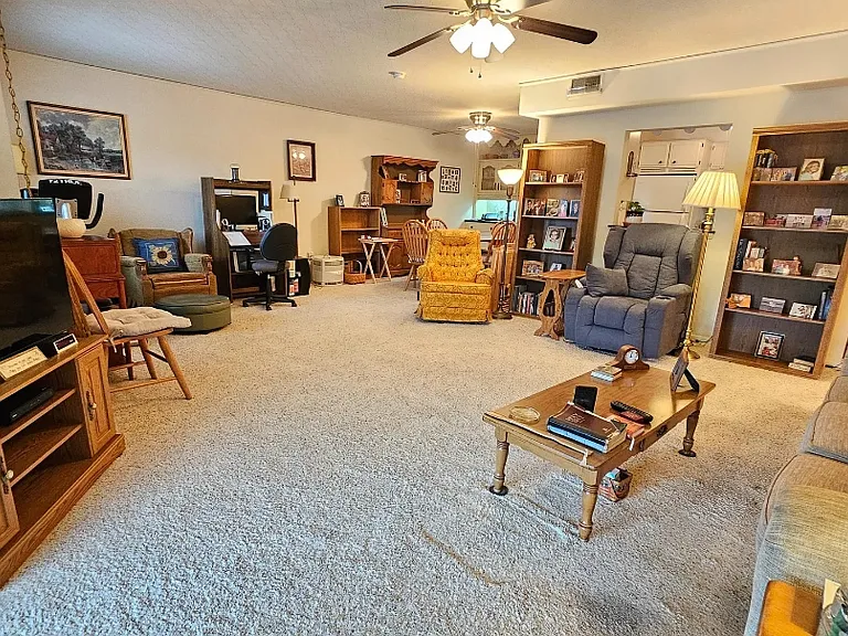 1801 Cambridge Ave #A22 — Photo 4