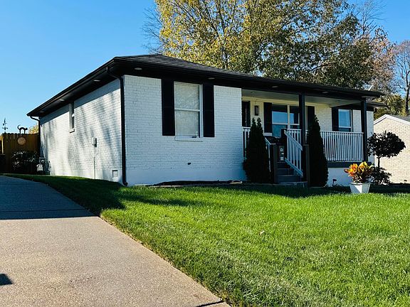3rd image of 4706 Braves Ln