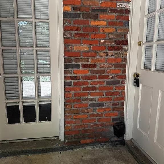 111 Easthaven Rd — Photo 31