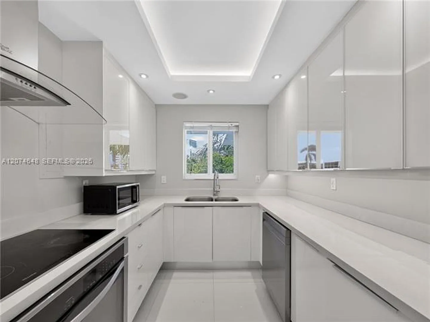 10190 Collins Ave cu-204, Bal Harbour, FL 33154 — Photo 1