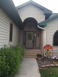 2nd image of 17764 Hemlock Rd