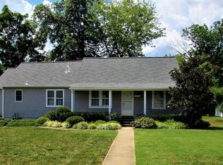 4912 Grafton St, Alexandria, VA 22312