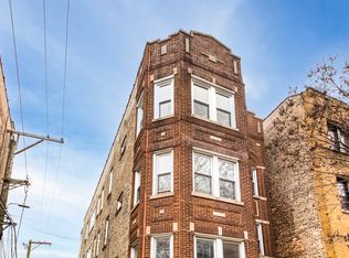 2615 W Gunnison St APT 3, Chicago, IL 60625
