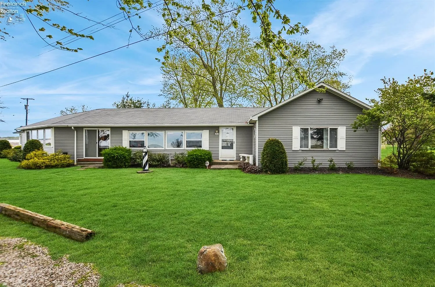 202 Castalia Ave photo 1