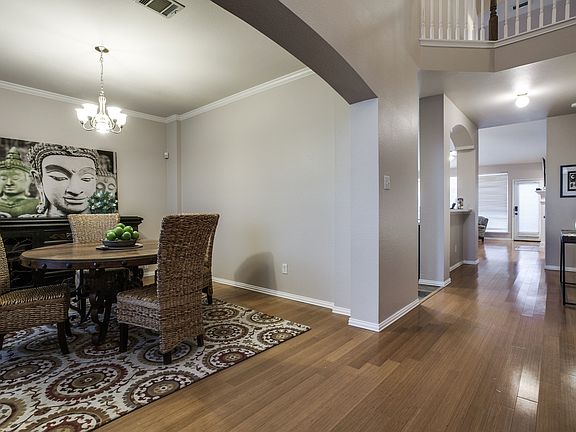 5th image of 2215 Crestlake Dr