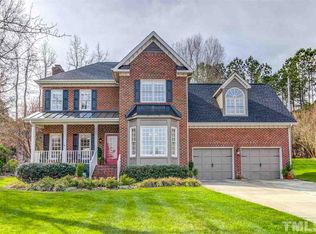 25 Oakmont Ct, Clayton, NC 27527