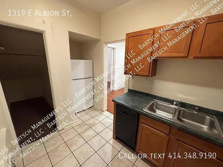 1319 E Albion St — Photo 8