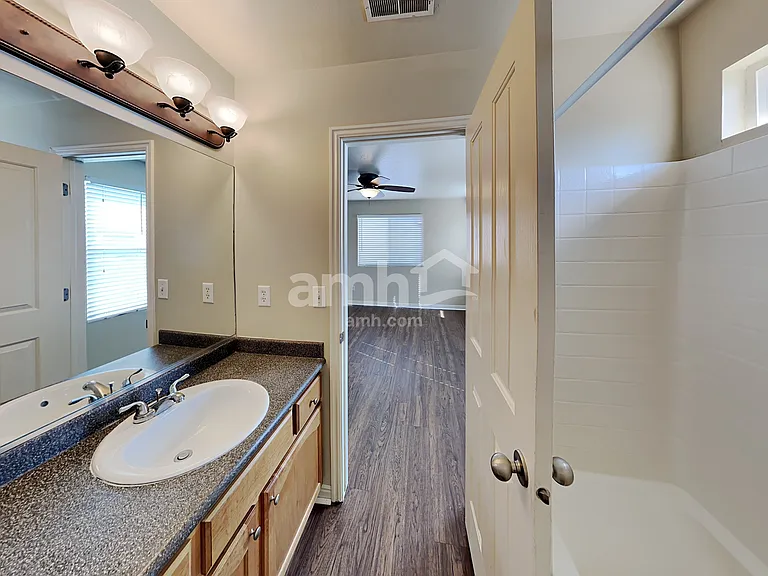 456 W Bountiful Way — Photo 10