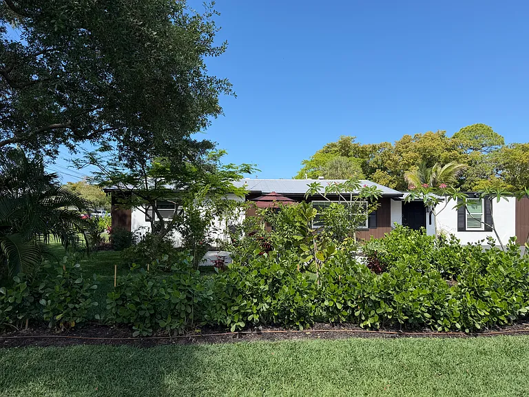 1191 Rordon Ave — Photo 18