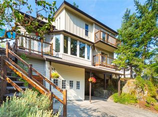 3132 Robin Hood Dr, Nanaimo, BC V9T1P1