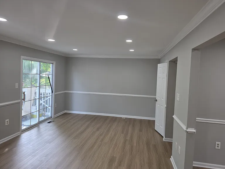 8587 Burlington Ct — Photo 15