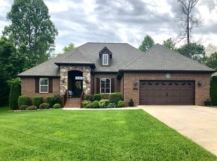 805 Windingbrook Ct, Cookeville, TN 38506
