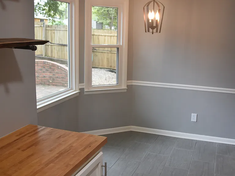 1919 Vanderbilt Cir SW — Photo 24